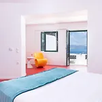 Hotel Avant Garde 4*