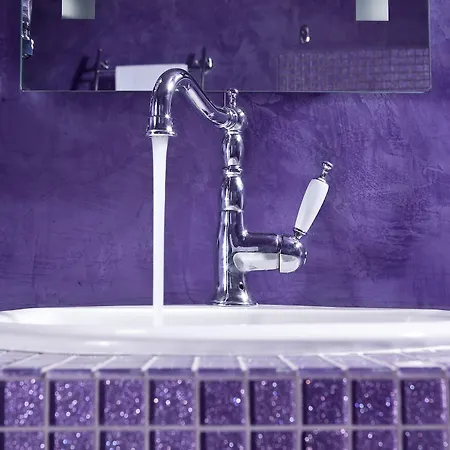 Avant Garde Hotel