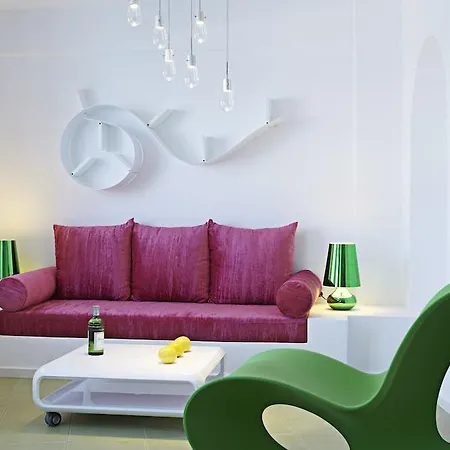 Avant Garde Akrotiri (Santorini)