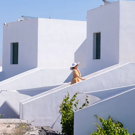 Avant Garde Акротири