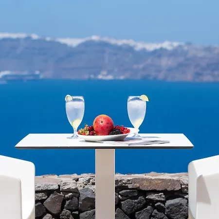 Отель Avant Garde