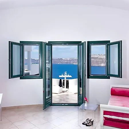 Avant Garde Hotel Akrotírion