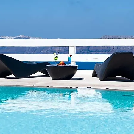 Avant Garde Hotel 4*