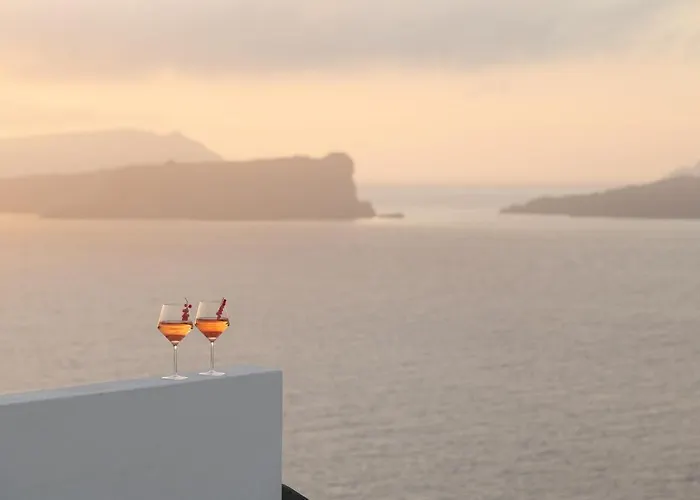 Avant Garde Hotel 4*