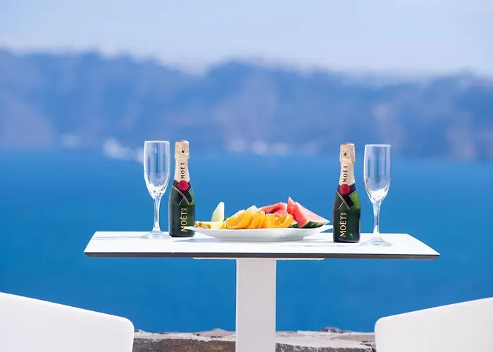 Avant Garde Akrotiri (Santorini)