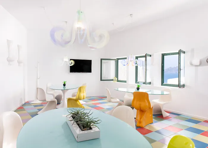 Avant Garde 4* Akrotiri (Santorini)