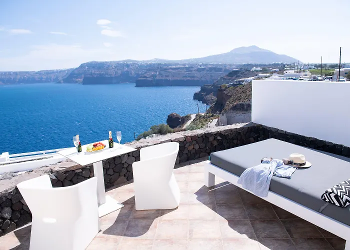 Avant Garde Akrotiri (Santorini)