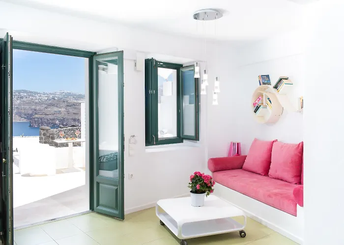 Avant Garde Akrotiri (Santorini)