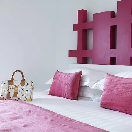 Avant Garde Hotel Akrotírion