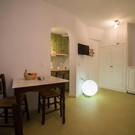 Avant Garde Hotel 4*