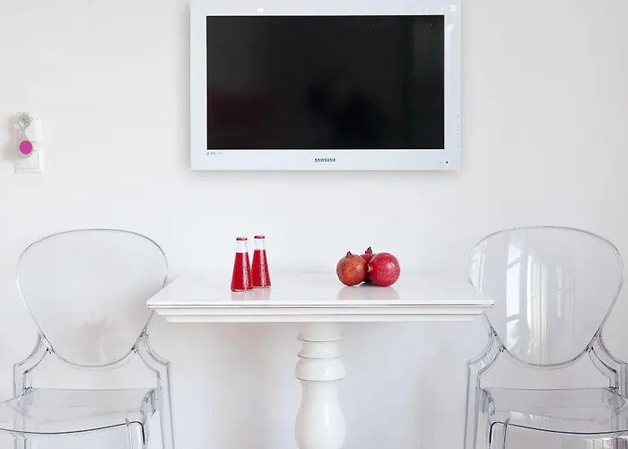 Avant Garde Отель