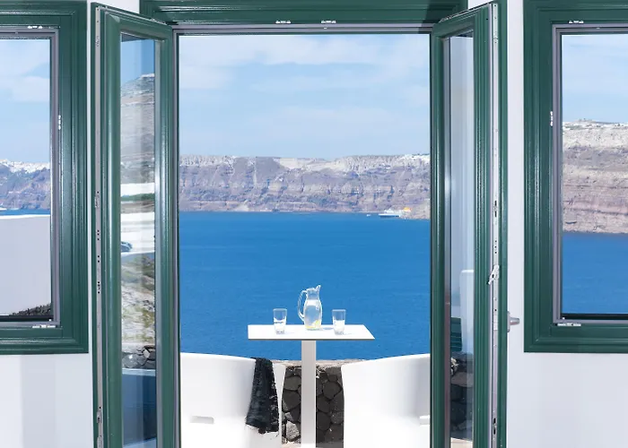 Avant Garde Hotel 4*